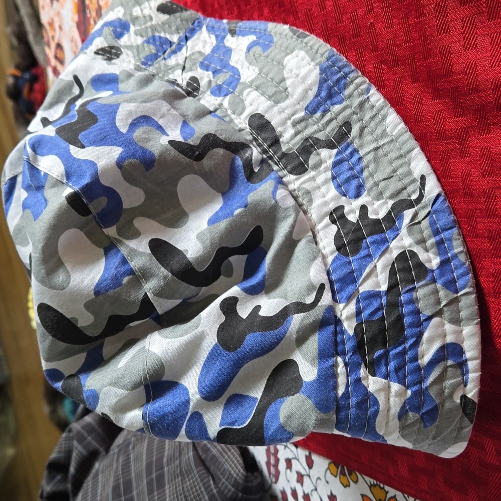 Cocopeaunts Reversible Bucket Hat Blue Camo/Khaki NWOT Adult Unisex (BIN 007)